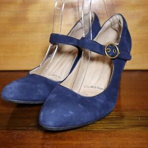 Sofft Petra Suede Mary Jane Pump Heels Sky Navy Women 9.5M Strap with Buckle